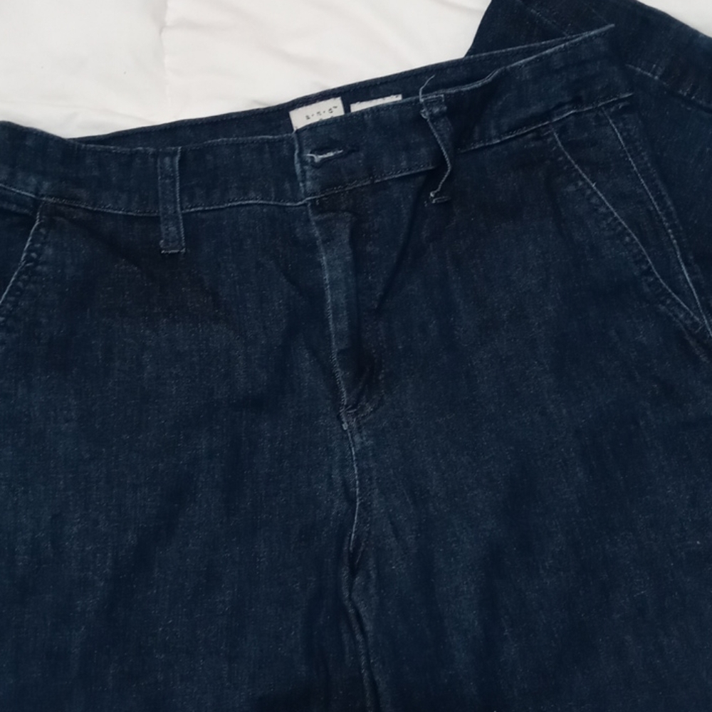 Women's Wide Leg Jeans